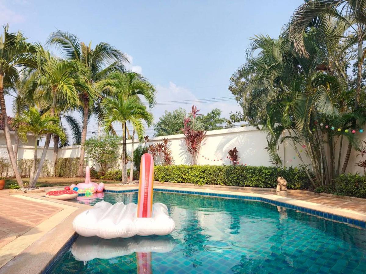 R-Jay Villa L Pattaya L Private Pool L Bbq Ban Huai Yai Exteriör bild